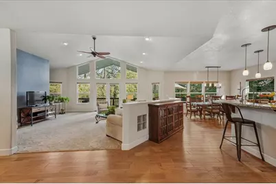 16041 John Way, Grass Valley, CA 95949 - Photo 2