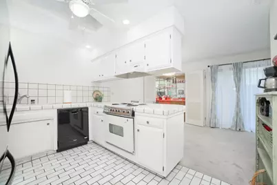 1077 Rivara Road #102, Stockton, CA 95207 - Photo 14