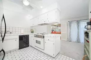 1077 Rivara Rd, Stockton, CA 95207 - Photo 14