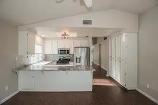 6511 Shasta Creek Way, Elk Grove, CA 95758 - Photo 20