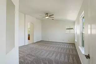 250 Fragrance St, Manteca, CA 95337 - Photo 32