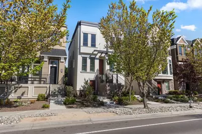 3329 Crocker Drive, Sacramento, CA 95818 - Photo 2