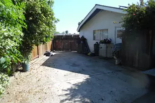 905 Charter Oaks Ct, Bakersfield, CA 93309 - Photo 20