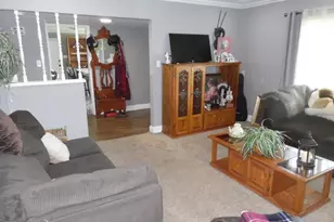 905 Charter Oaks Ct, Bakersfield, CA 93309 - Photo 8