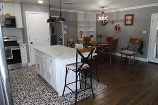 905 Charter Oaks Ct, Bakersfield, CA 93309 - Photo 6