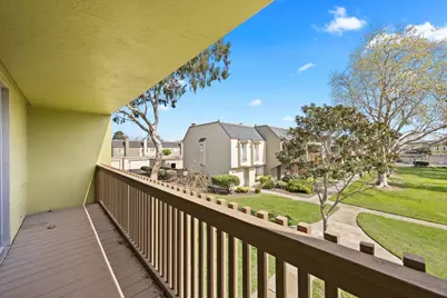 1007 Via Aliso, Alameda, CA 94502 - Photo 22