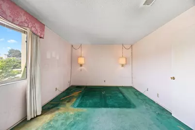 1007 Via Aliso, Alameda, CA 94502 - Photo 16