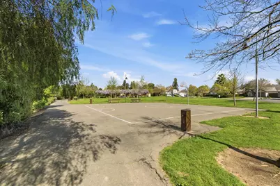 974 N Lyonia Drive, Galt, CA 95632 - Photo 44