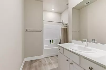 974 N Lyonia Drive, Galt, CA 95632 - Photo 8