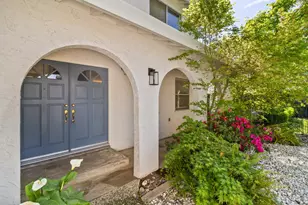 1027 Charleston Cir, Roseville, CA 95661 - Photo 2