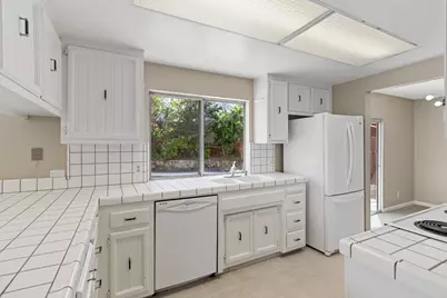 1027 Charleston Circle, Roseville, CA 95661 - Photo 10