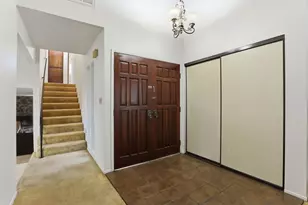 9872 Oakplace E, Folsom, CA 95630 - Photo 6