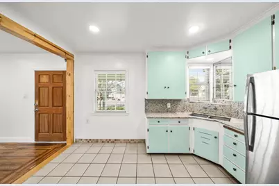 976 Acacia Avenue, Sacramento, CA 95815 - Photo 12