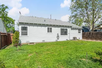 976 Acacia Avenue, Sacramento, CA 95815 - Photo 24