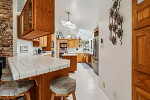 4216 Corona Way, Sacramento, CA 95864 - Photo 6