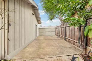 4216 Corona Way, Sacramento, CA 95864 - Photo 36