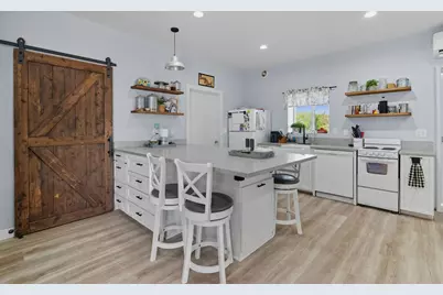 880 Root Road, Modesto, CA 95357 - Photo 8