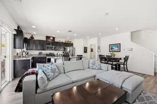 3730 Roseparke Way, Sacramento, CA 95834 - Photo 8