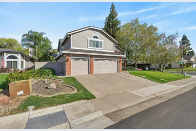7535 Wynndel Way, Elk Grove, CA 95758 - Photo 2