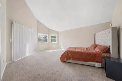 6012 Laguna Park Drive, Elk Grove, CA 95758 - Photo 18