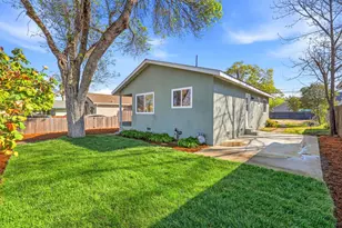 631 J St, Lincoln, CA 95648 - Photo 2