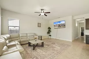 1093 Dimaggio Way, Galt, CA 95632 - Photo 8