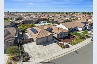 1093 Dimaggio Way, Galt, CA 95632 - Photo 40