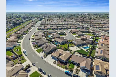 1093 Dimaggio Way, Galt, CA 95632 - Photo 42