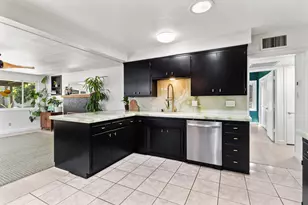 73 52nd St, Sacramento, CA 95819 - Photo 10