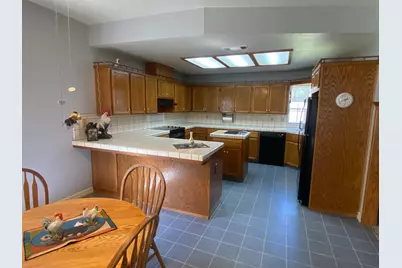 345 Riviera Way, Turlock, CA 95382 - Photo 6