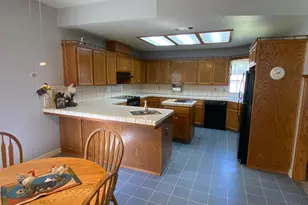 345 Riviera Way, Turlock, CA 95382 - Photo 6