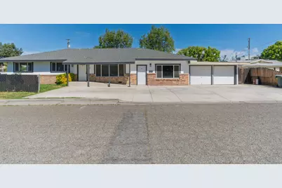 27 Emerald Drive, Merced, CA 95340 - Photo 1