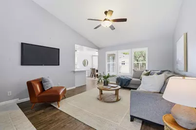 6801 Paseo Del Sol Way, Elk Grove, CA 95758 - Photo 14