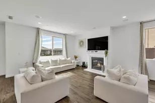 2816 Balaton Ct, Antelope, CA 95843 - Photo 8