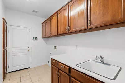 2050 Geneva Way, Manteca, CA 95337 - Photo 32