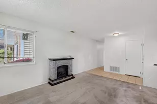 8187 La Riviera Dr, Sacramento, CA 95826 - Photo 8