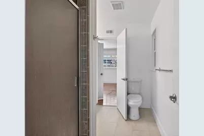 6963 Leesburg Place, Stockton, CA 95207 - Photo 16