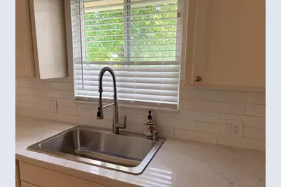 6963 Leesburg Place, Stockton, CA 95207 - Photo 14