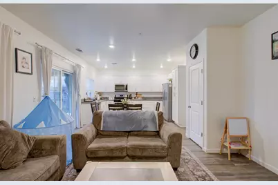 1479 Santini, Manteca, CA 95336 - Photo 42