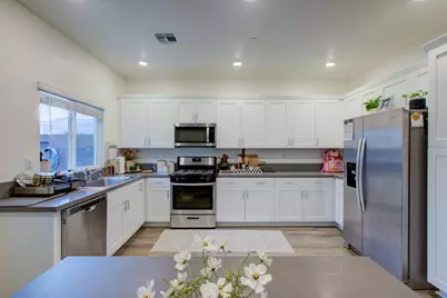 1479 Santini, Manteca, CA 95336 - Photo 18