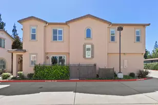 2500 Villa Terrace Ln, Sacramento, CA 95825 - Photo 32