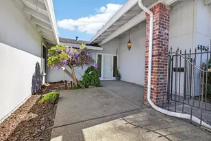 6836 Cumberland Pl, Stockton, CA 95219 - Photo 4