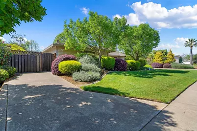 1548 Barnett Court, Carmichael, CA 95608 - Photo 4