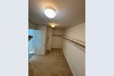 2385 S Creekside Drive, Los Banos, CA 93635 - Photo 24