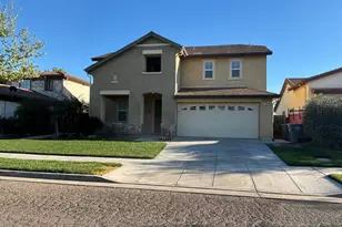 2385 S Creekside Dr, Los Banos, CA 93635 - Photo 1