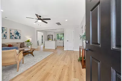 830 Fairway Drive, West Sacramento, CA 95605 - Photo 2