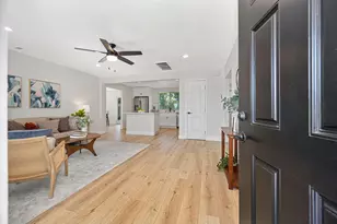 830 Fairway Dr, West Sacramento, CA 95605 - Photo 2