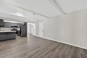 6626 50th St, Sacramento, CA 95823 - Photo 8