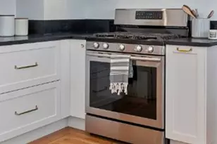 2957 23rd St, Sacramento, CA 95818 - Photo 16