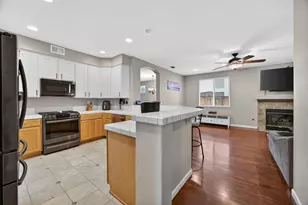 8328 Cantwell Dr, Elk Grove, CA 95624 - Photo 16